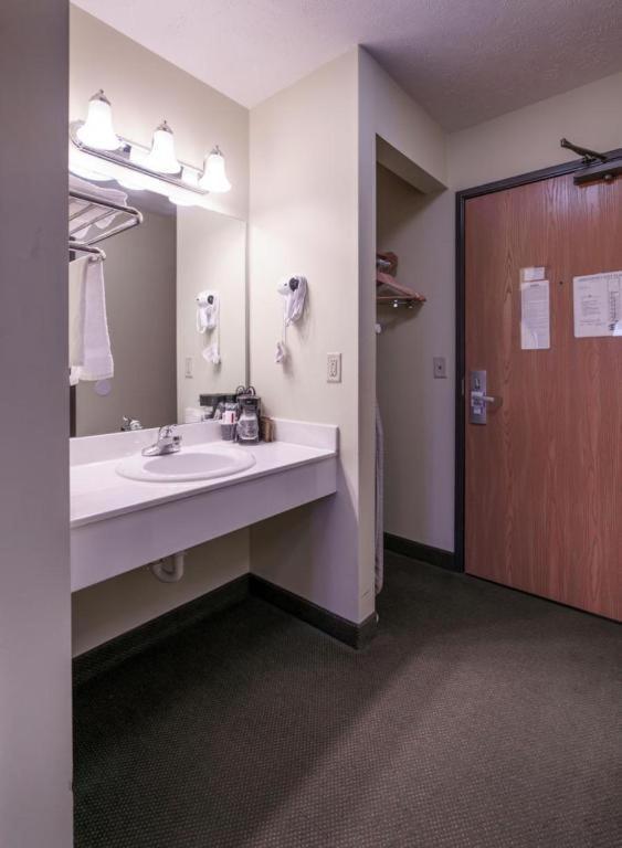 Supertel Inn And Conference Center Creston Luaran gambar